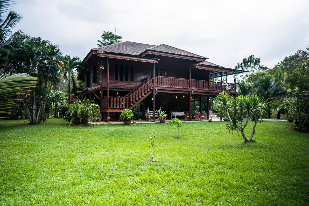 Villa Paraiso - 4 Bedroom Traditional Thai Pool Villa Ban Nong Thale エクステリア 写真